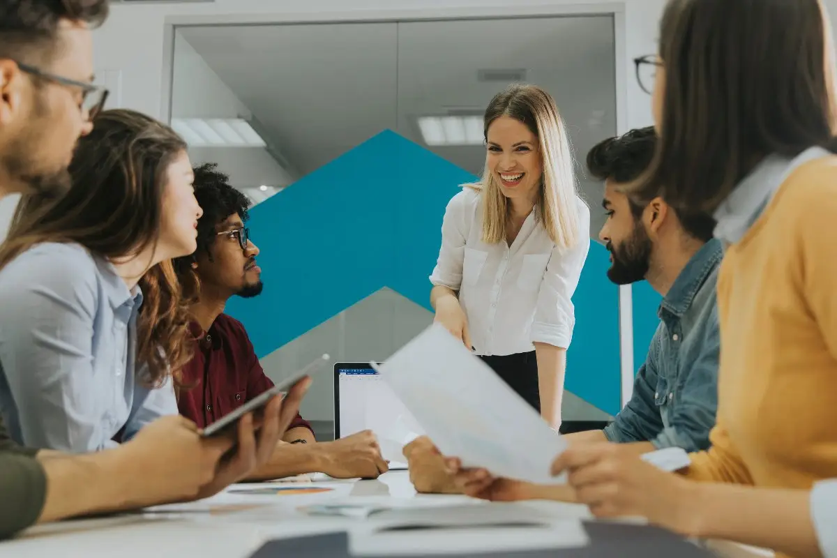Consultant, professeur et formateur en management humain